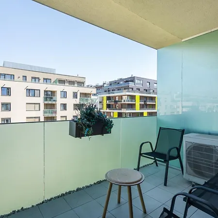 Corvizo With Balcony Apartment *